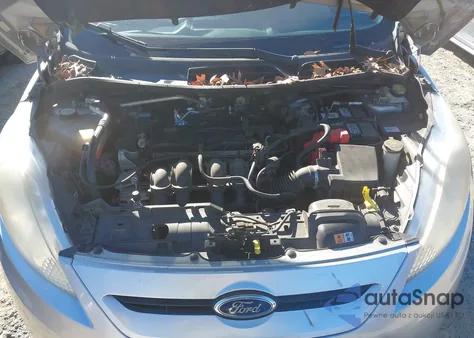 2013 Ford Fiesta Se z USA, uszkodzony, nr VIN 3FADP4EJ5DM213587